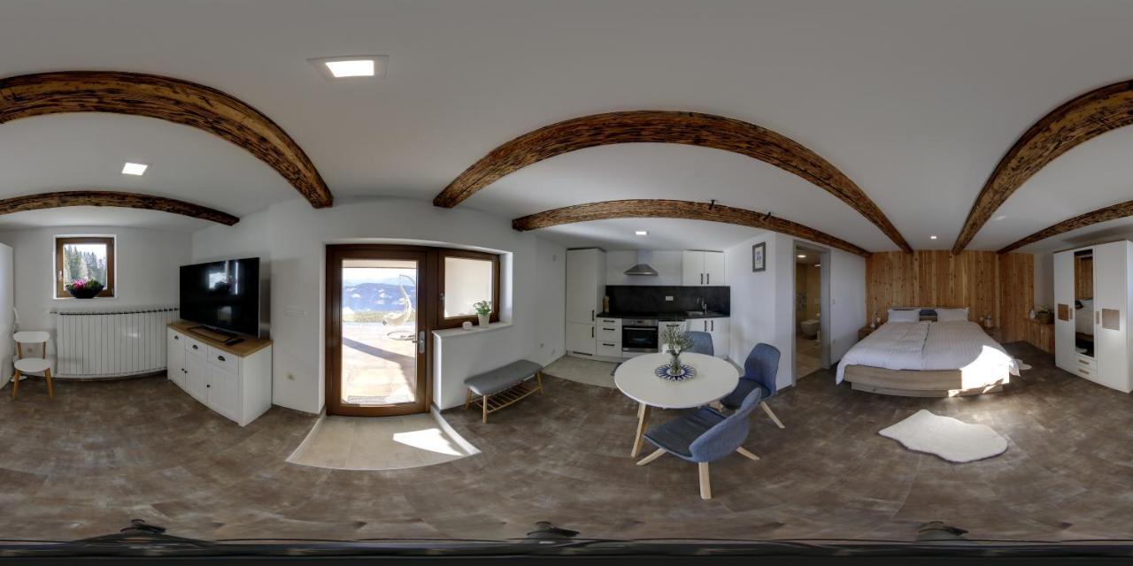 Studio 1111 With Sauna & Hot Tub Dravograd Exterior photo