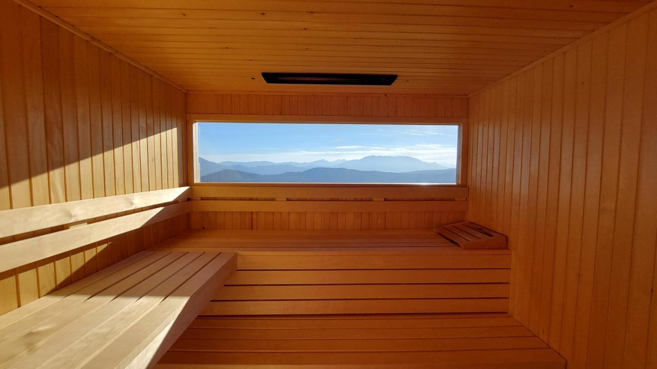 Studio 1111 With Sauna & Hot Tub Dravograd Exterior photo